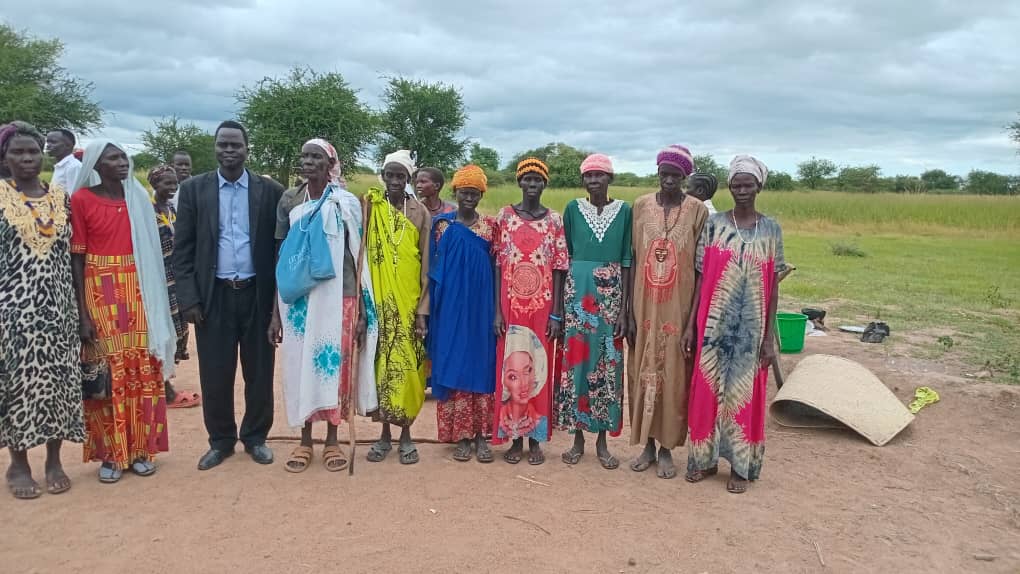 Women training in Baac